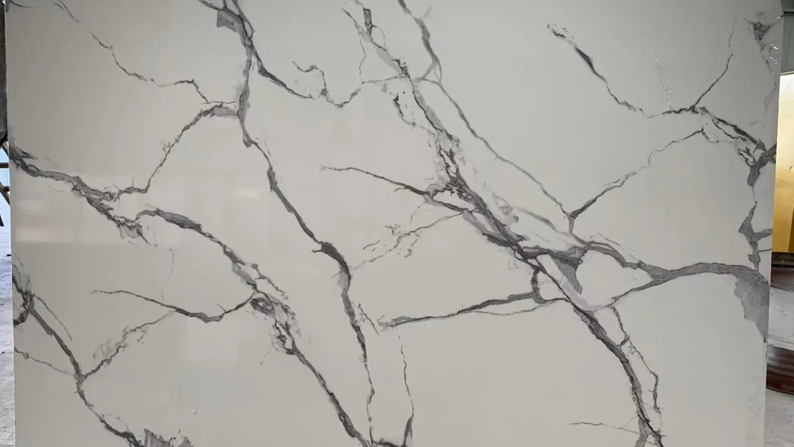 Natural Flow Artifical Stone | Grey Vein Quartz Stone Slab for Kitchen Counter & Wall Cladding