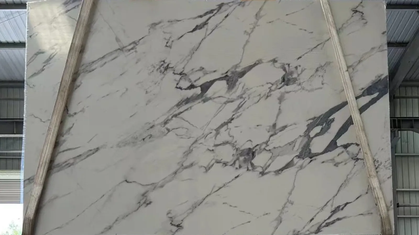 Calacatta Classic Artificial Stone Slab