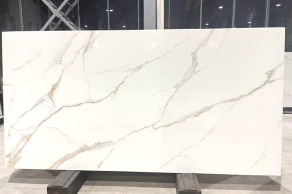 Calacatta Gold Nano Stone Slab – White Marble-Look with Golden & Grey Veins