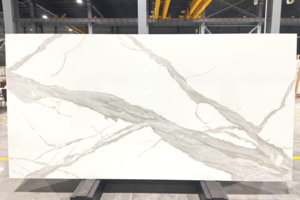Calacatta Nano Stone Slab with Bold Grey Veins – Luxury Marble Look