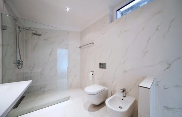 Quartz Bathroom Walls